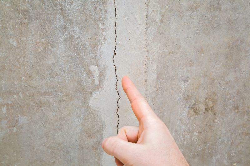 Crack Sealing in Foundation Walls